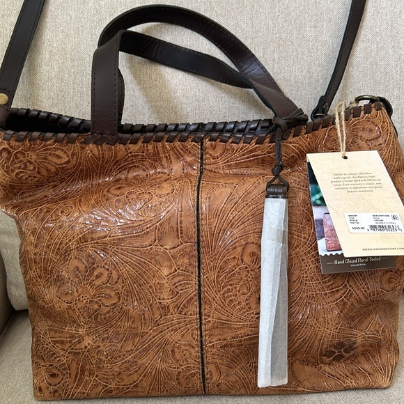 Patricia Nash carved leather bag - Picture 3 of 8